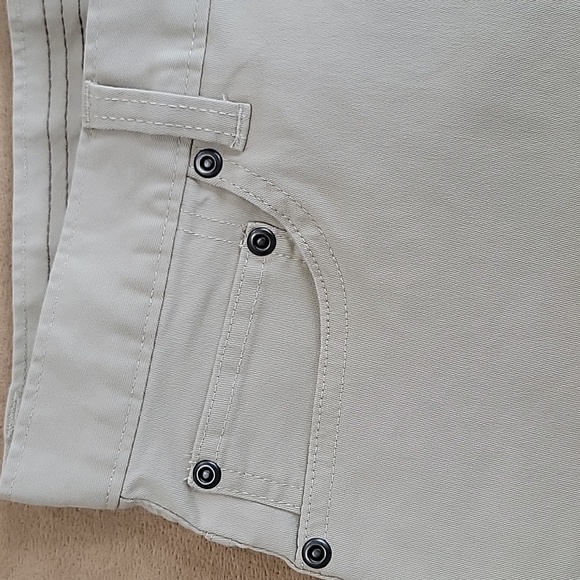 Men's Van Heusen Flex Khaki Straight Leg Pants Size 34W x 29L EUC - Picture 5 of 12